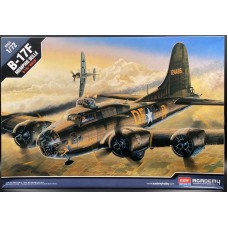 Academy 1/72 Американский тяжелый бомбардировщик Boeing B-17F Flying Fortress "Memphis Belle". № 12495