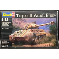 Revell 1/72 Немецкий тяжёлый танк Sd.Kfz.182 Tiger II King Tiger с башней Porsche. № 03138
